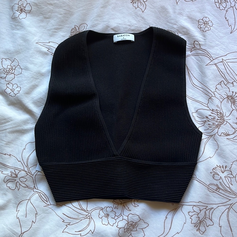 NWT Aritzia low cut cropped tank